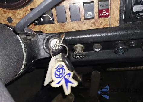 1978 Volkswagen Beetle z USA, uszkodzony, nr VIN 1582050611